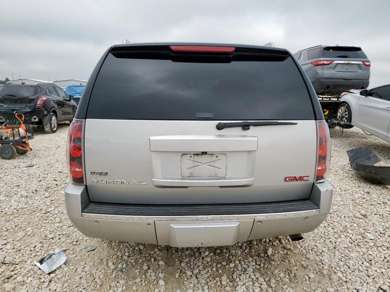 2010 GMC Yukon Xl Denali VIN: 1GKUCMEF8AR209940 Lot: 58960245