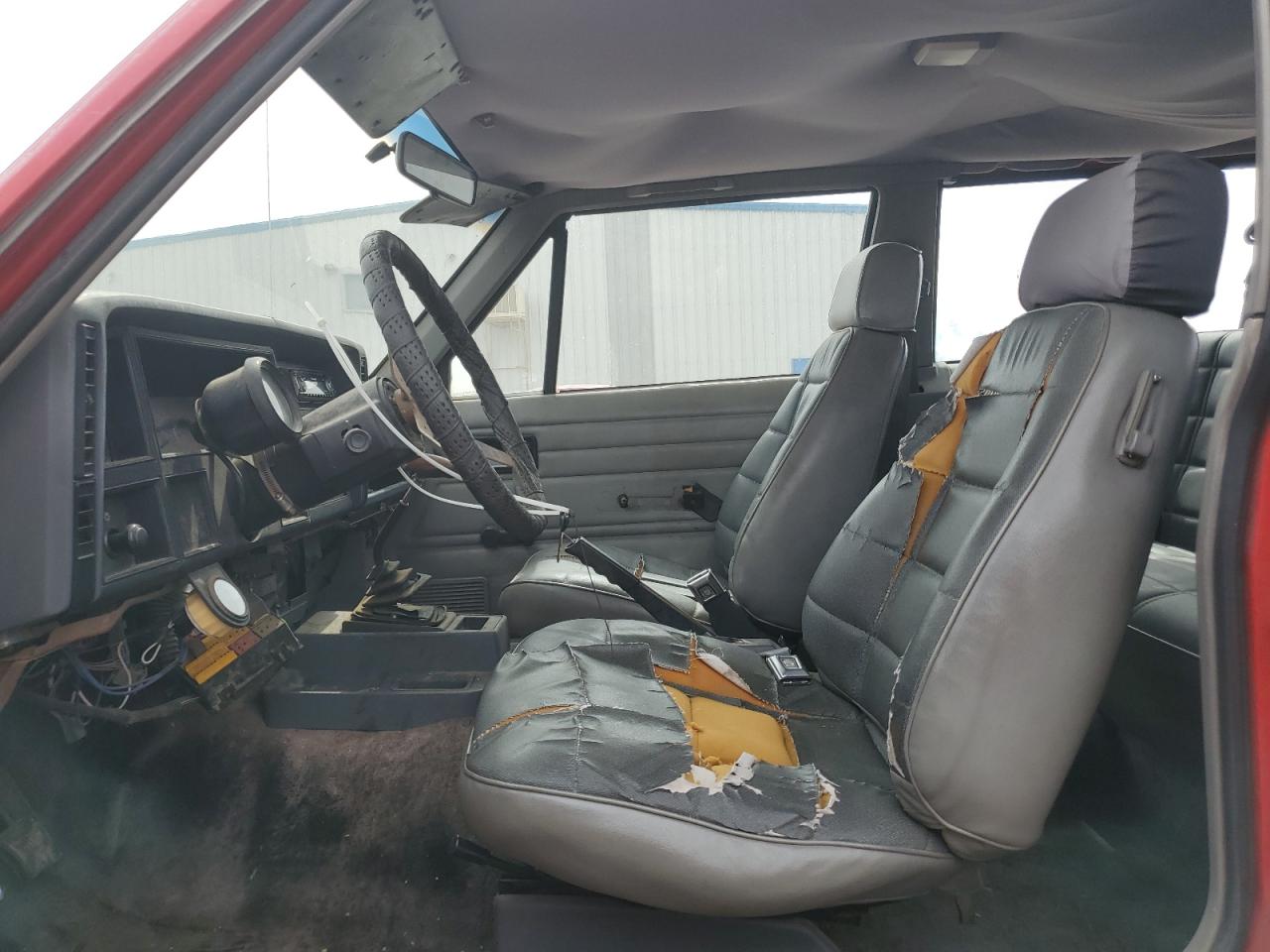 1993 Jeep Cherokee VIN: 1J4FT27P2PL619945 Lot: 59053465