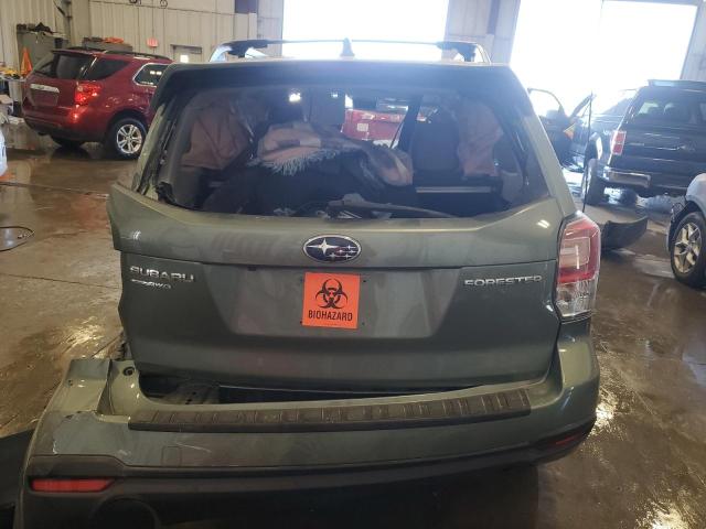  SUBARU FORESTER 2018 Зеленый
