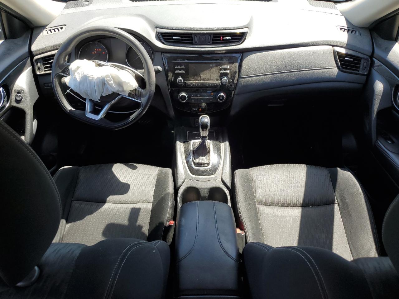 2017 Nissan Rogue S VIN: KNMAT2MV7HP511897 Lot: 56402555