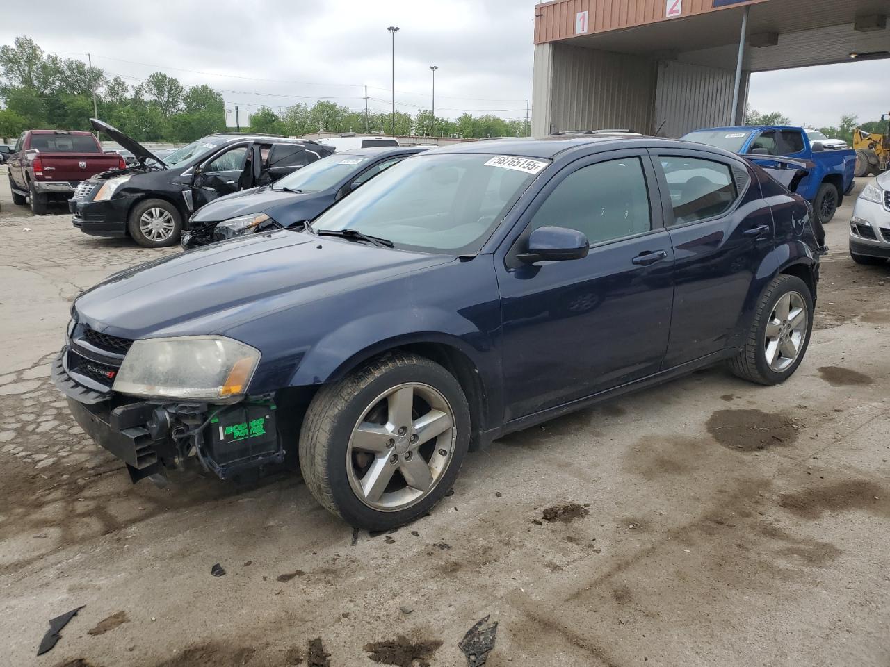 2013 Dodge Avenger Sxt for Sale in Fort Wayne, IN - Rear End