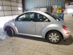 Eldridge, IA에서 판매 중인 2010 Volkswagen New Beetle  - Front End