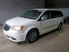 2013 Chrysler Town & Country Touring L na sprzedaż w Candia, NH - Front End
