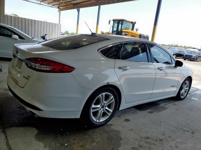  FORD FUSION 2018 Белый