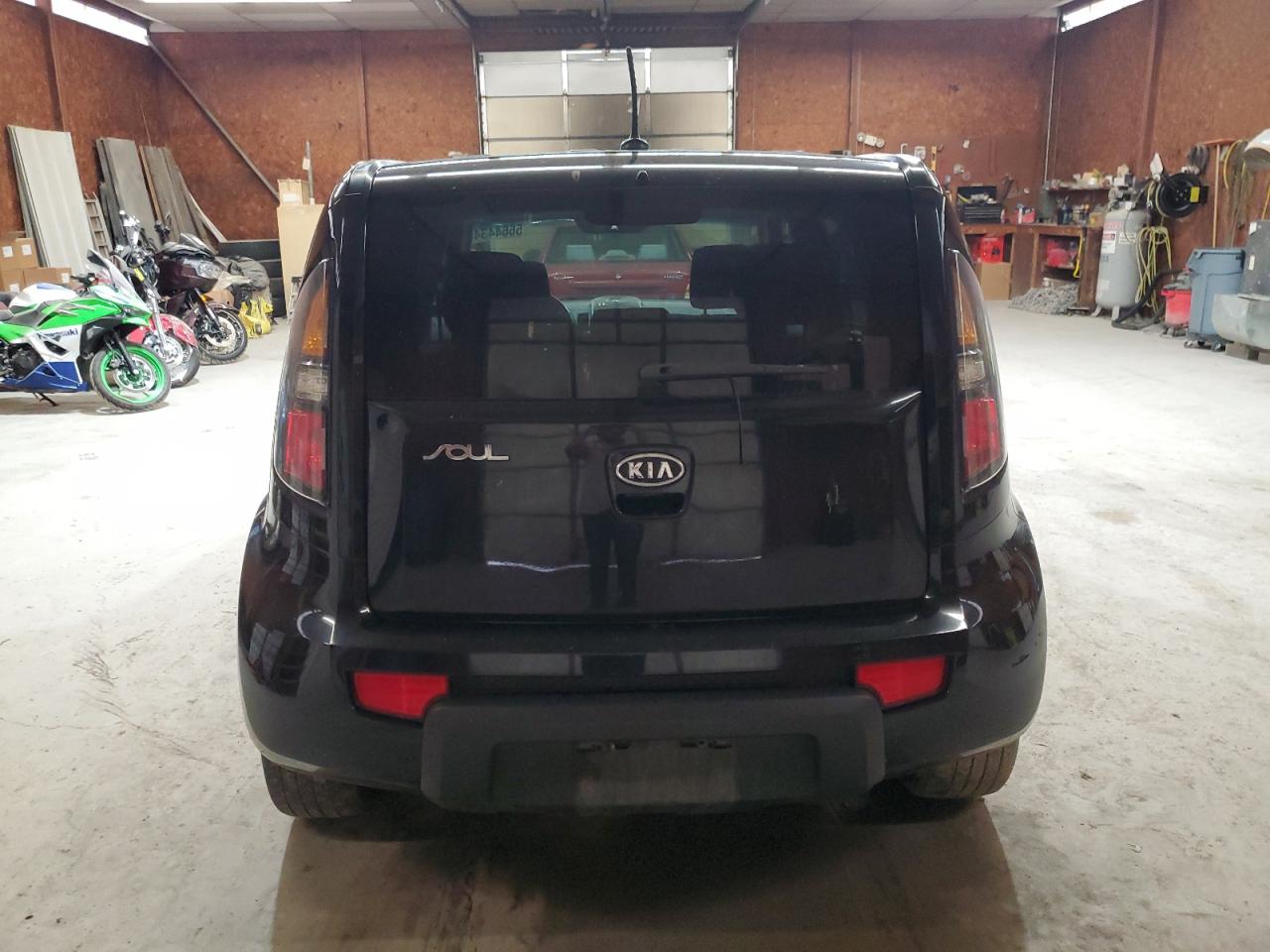 2011 Kia Soul + VIN: KNDJT2A29B7709642 Lot: 56644345
