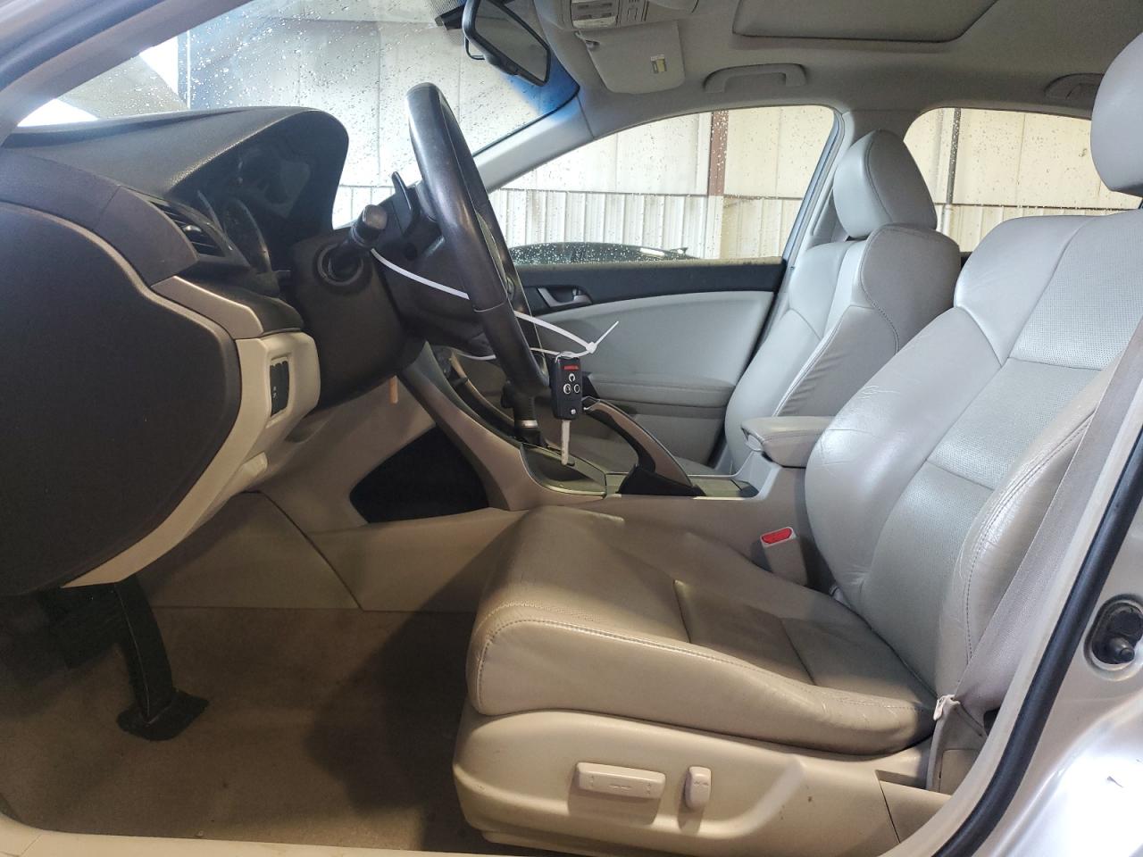 2010 Acura Tsx VIN: JH4CU2F67AC013609 Lot: 56879875