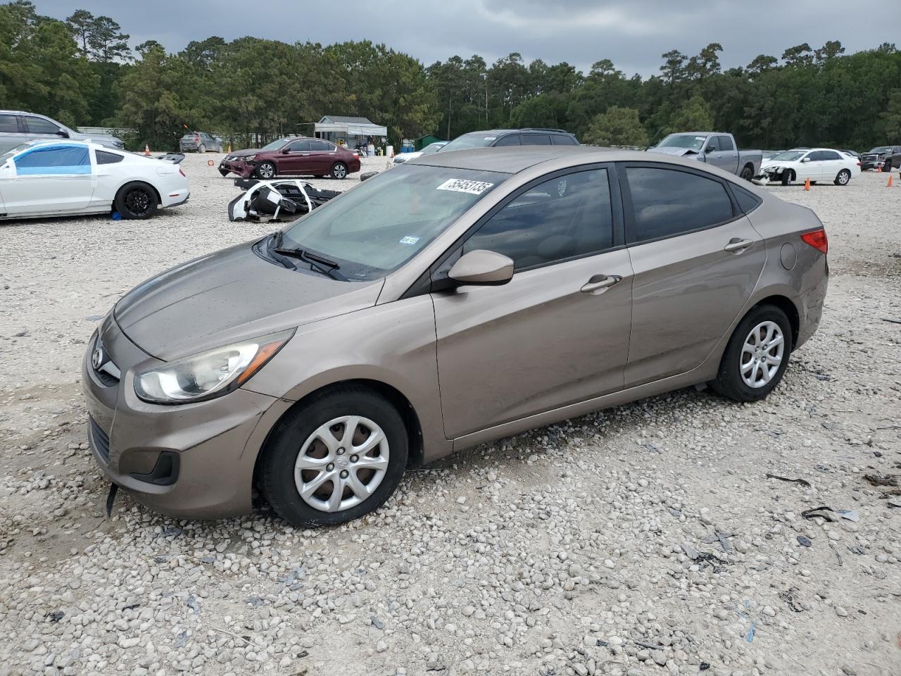 2013 Hyundai Accent Gls for Sale in Houston, TX - Vandalism