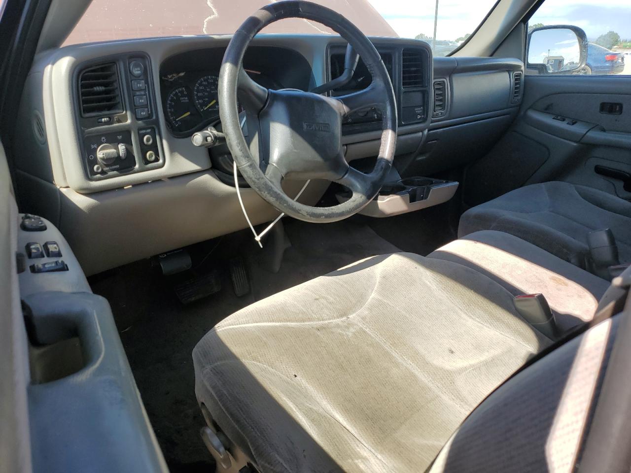 2000 GMC New Sierra K1500 VIN: 1GTEK19T9YE131137 Lot: 56716215