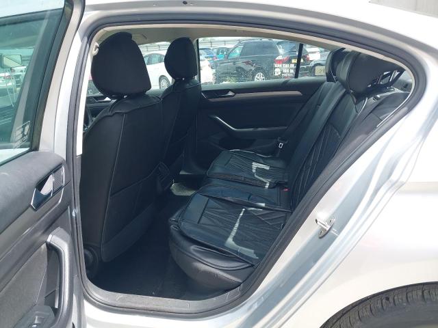 2019 VOLKSWAGEN PASSAT S T