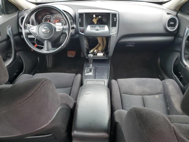 Sedans NISSAN MAXIMA 2014 Srebrny
