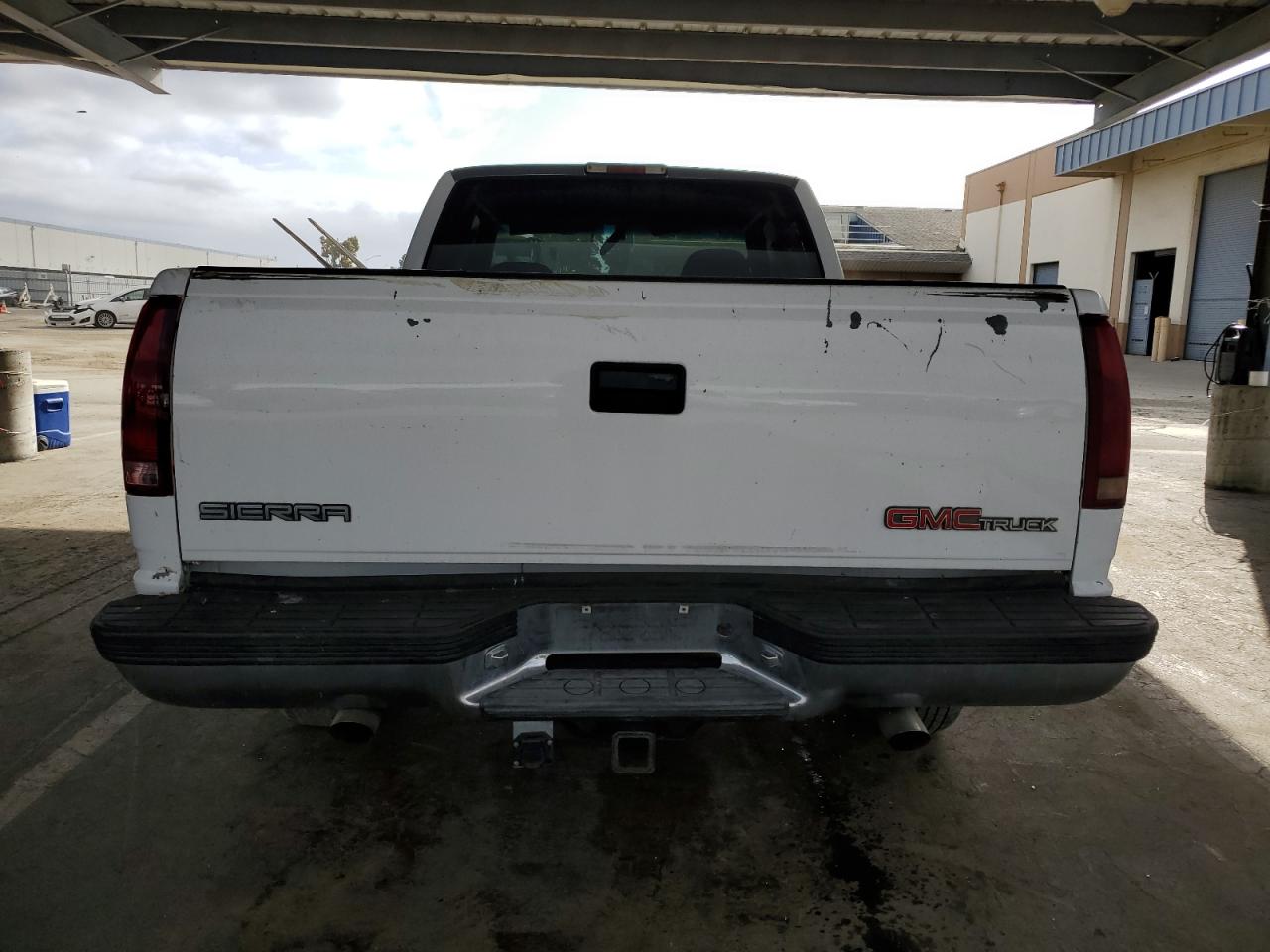 1996 GMC Sierra C1500 VIN: 2GTEC19R0T1563546 Lot: 55819425