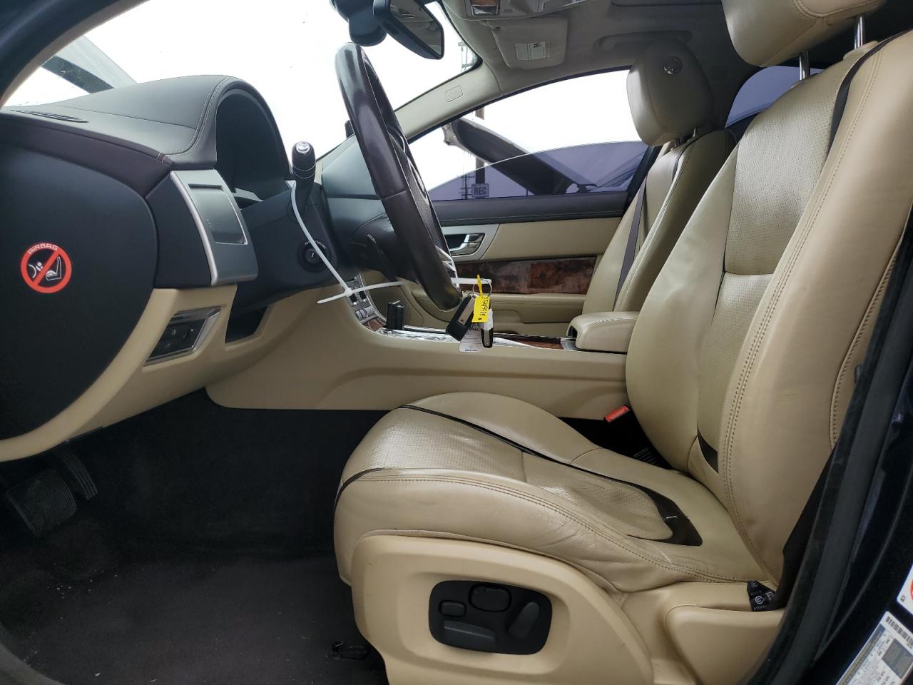 2015 Jaguar Xf 3.0 Sport VIN: SAJWA0F71F8U59156 Lot: 55249935