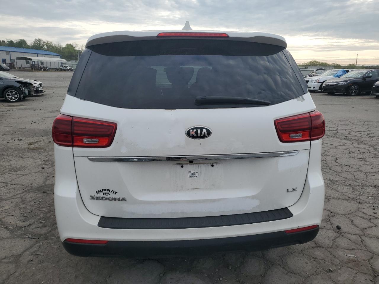 KNDMB5C1XL6590335 2020 Kia Sedona Lx