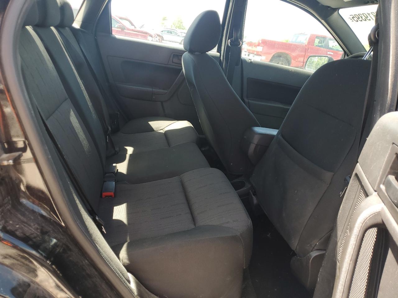 2010 Ford Focus Se VIN: 1FAHP3FN8AW246897 Lot: 57319395