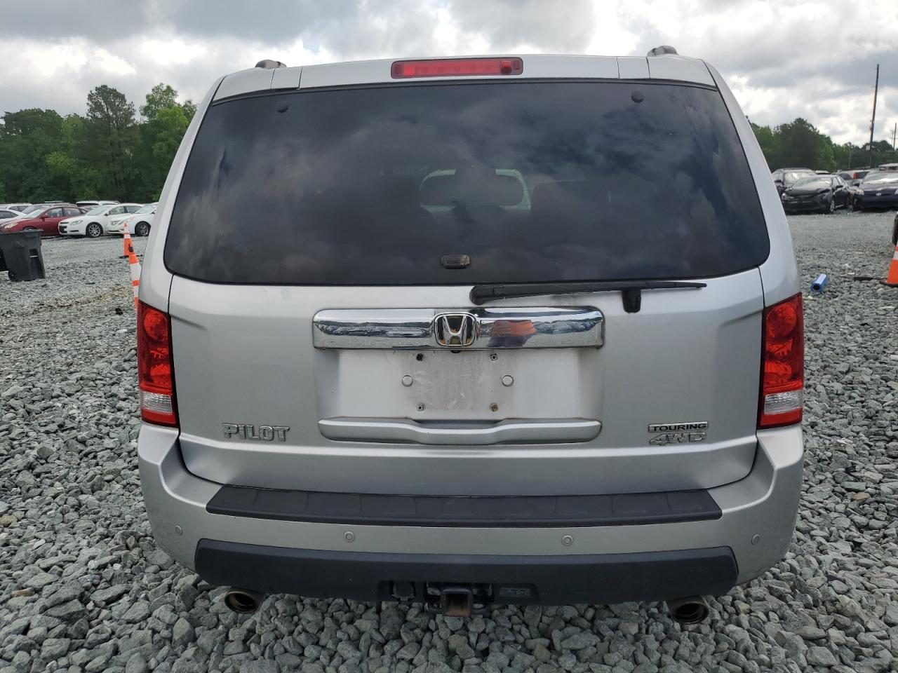 2011 Honda Pilot Touring VIN: 5FNYF4H9XBB092234 Lot: 56739655