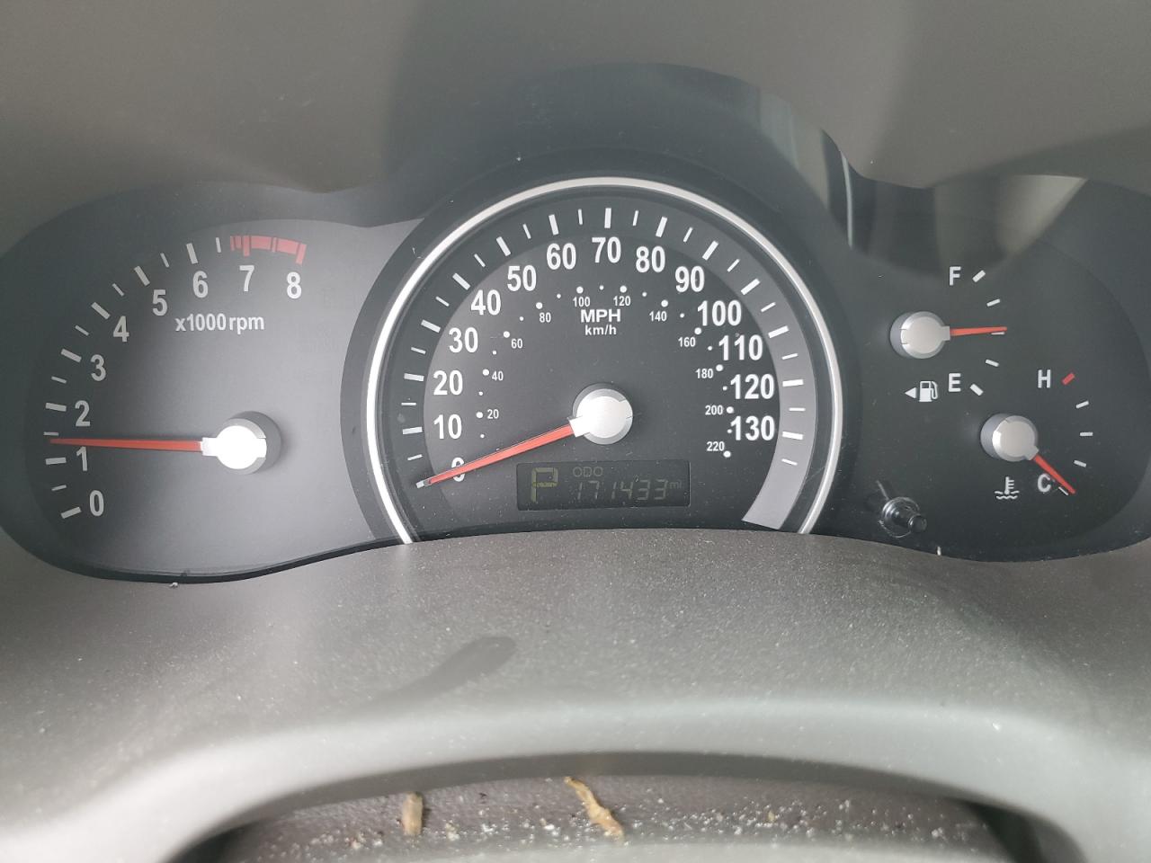 2011 Kia Sedona Lx VIN: KNDMG4C78B6404936 Lot: 55899445