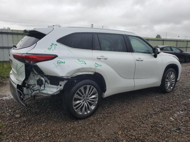  TOYOTA HIGHLANDER 2022 Biały