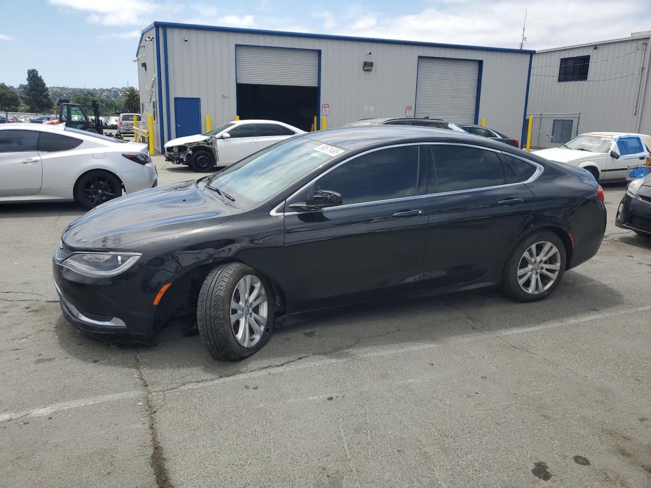 2016 Chrysler 200 Limited იყიდება Vallejo-ში, CA - Front End