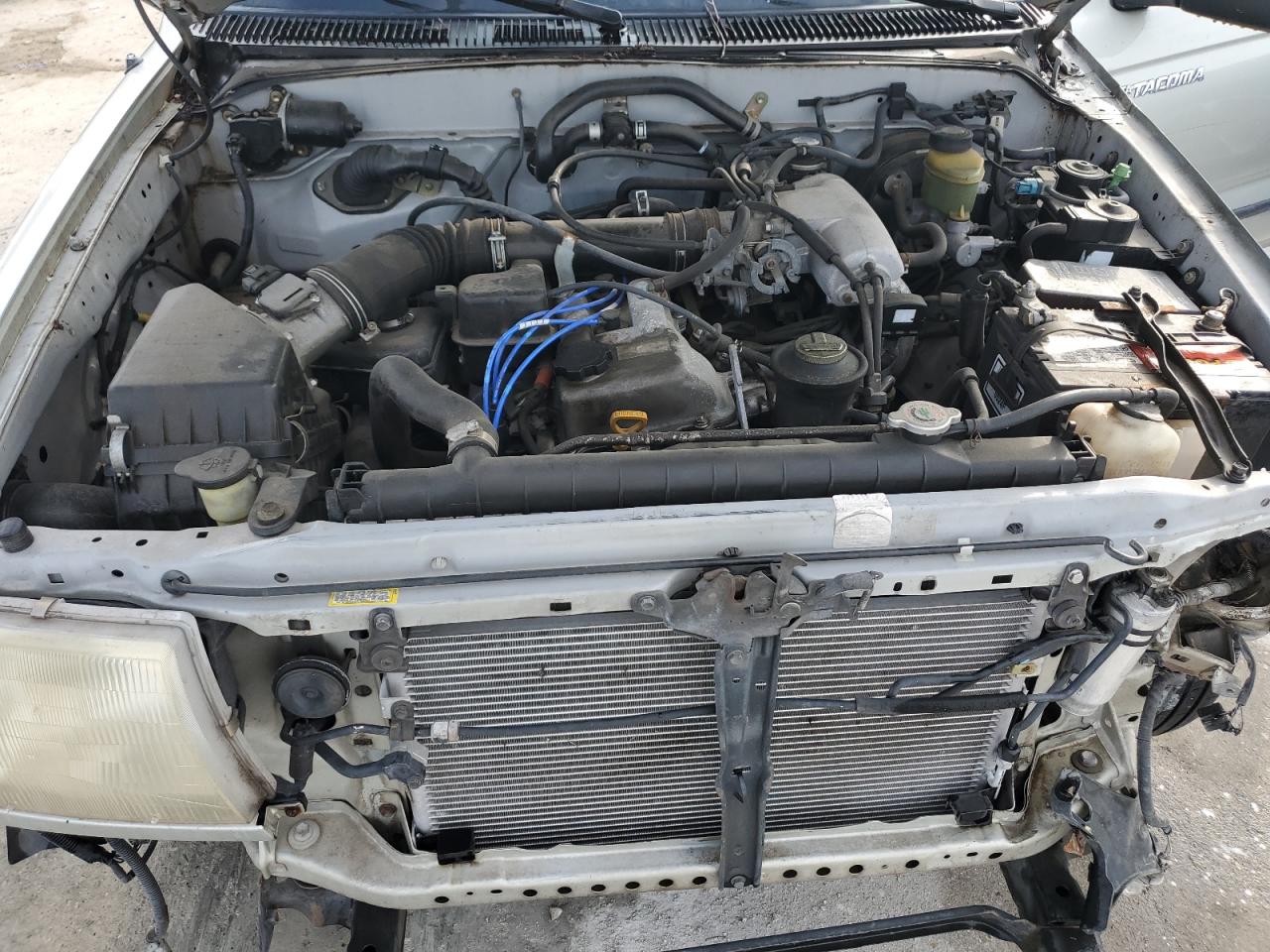 2000 Toyota Tacoma Xtracab VIN: 4TAVL52N4YZ658734 Lot: 58155865