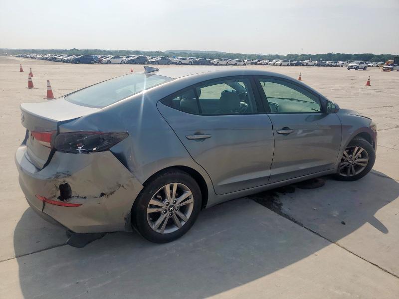  HYUNDAI ELANTRA 2018 Серый