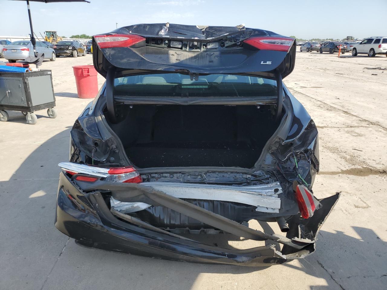 2020 Toyota Camry Le VIN: 4T1C11AK5LU324019 Lot: 56784825