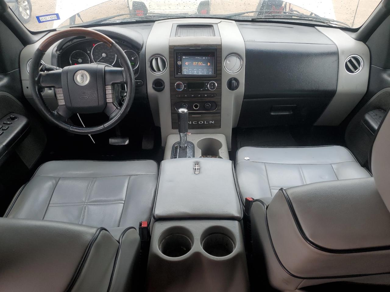 2008 Lincoln Mark Lt VIN: 5LTPW165X8FJ06709 Lot: 55858895