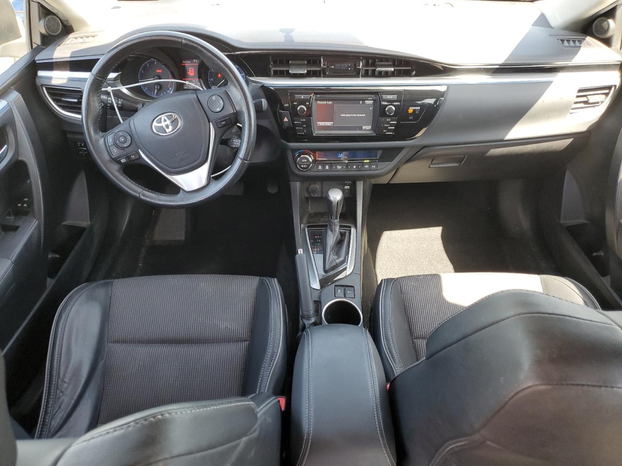 2015 Toyota Corolla L VIN: 5YFBURHE2FP298759 Lot: 57000095