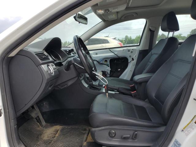  VOLKSWAGEN PASSAT 2019 Biały