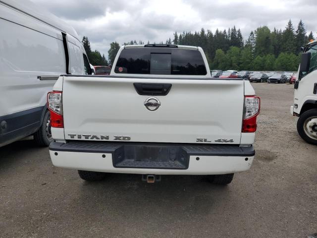 Пикапы NISSAN TITAN 2016 Белы