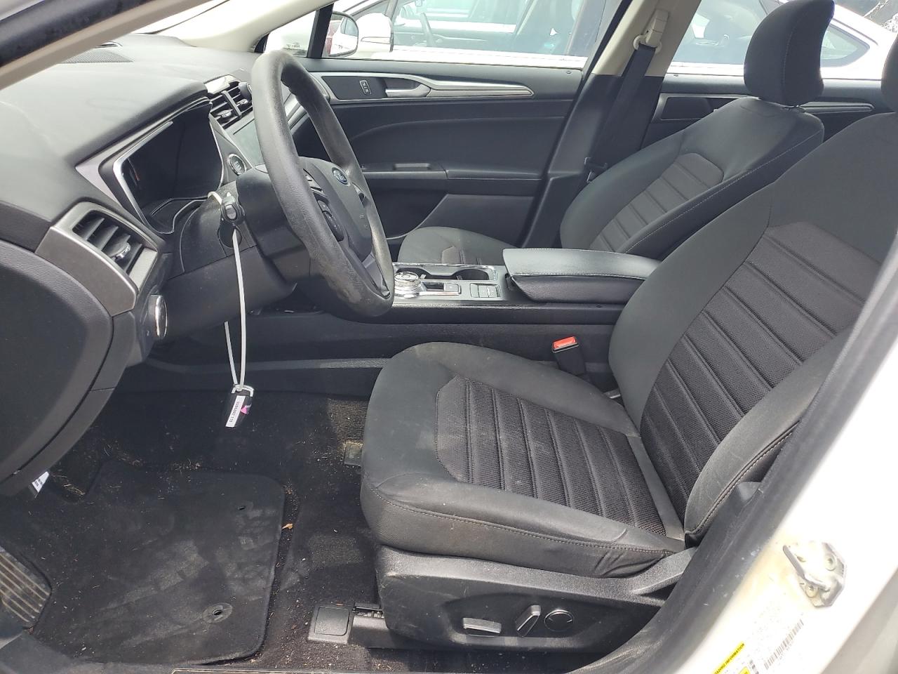 2019 Ford Fusion Se VIN: 3FA6P0LU2KR284955 Lot: 54031595