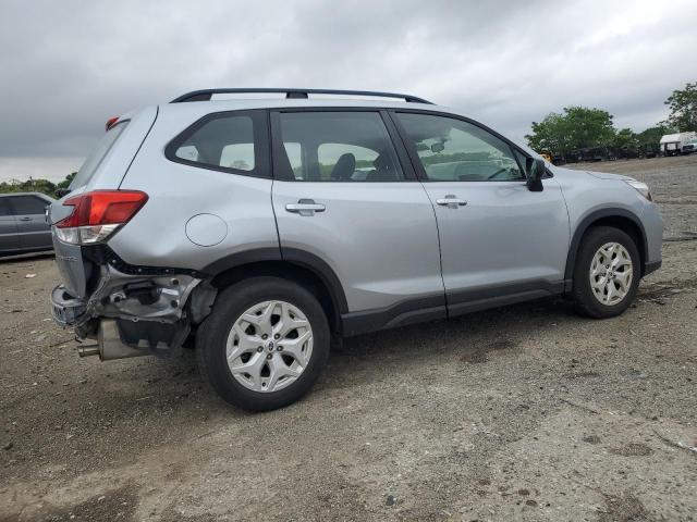 SUBARU FORESTER 2019 Srebrny