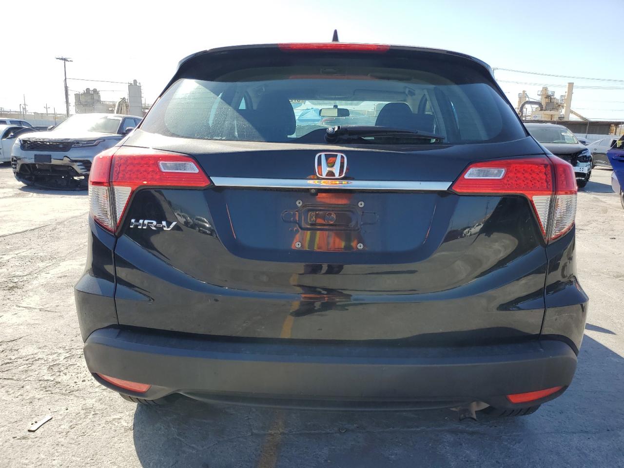 2020 Honda Hr-V Lx VIN: 3CZRU5H30LM716173 Lot: 57285725