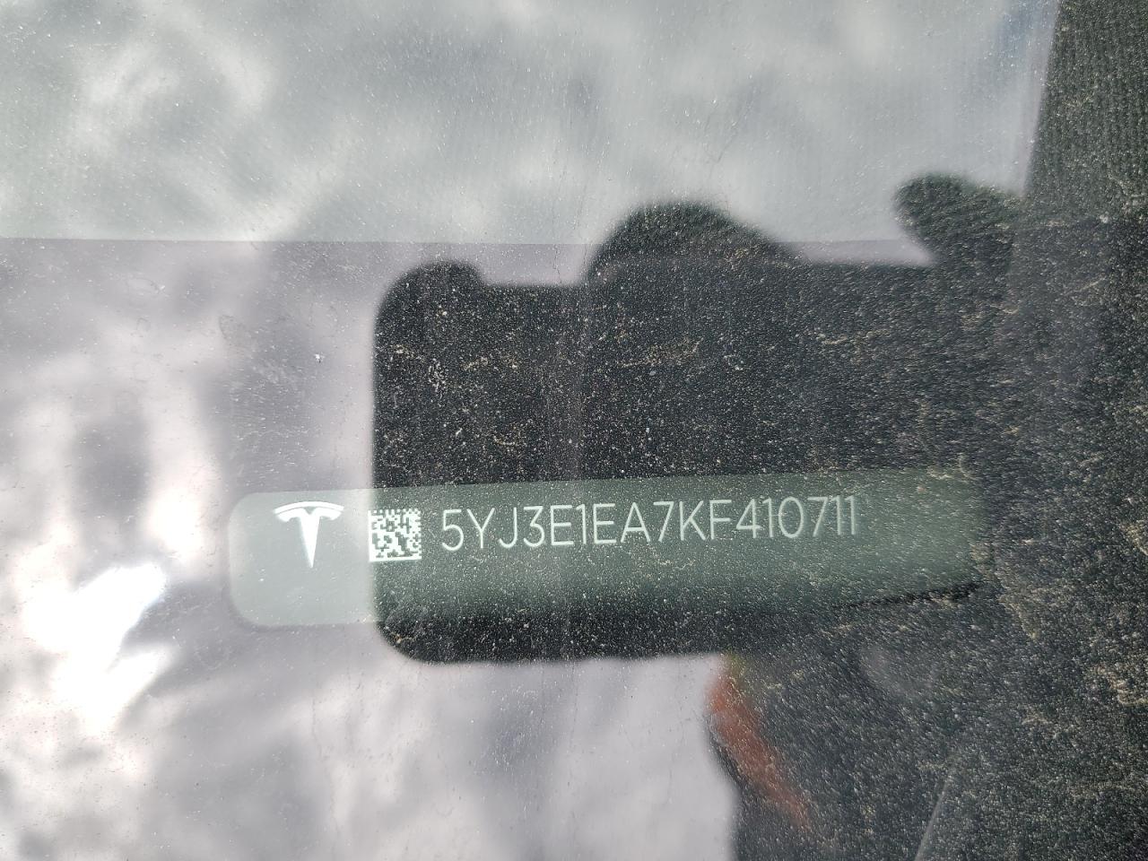 2019 Tesla Model 3 VIN: 5YJ3E1EA7KF410711 Lot: 55243455