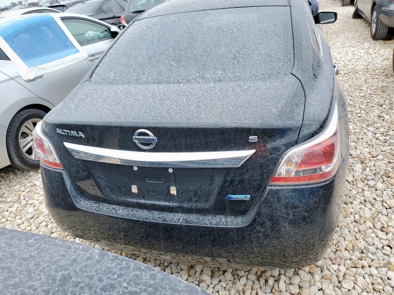 Sedans NISSAN ALTIMA 2014 Czarny