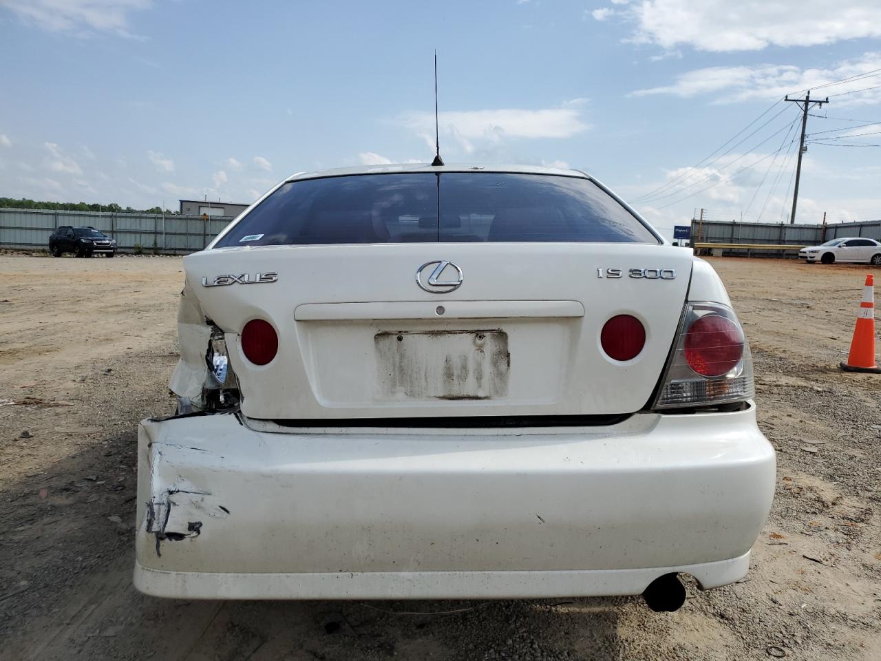2001 Lexus Is 300 VIN: JTHBD182710013059 Lot: 57213385