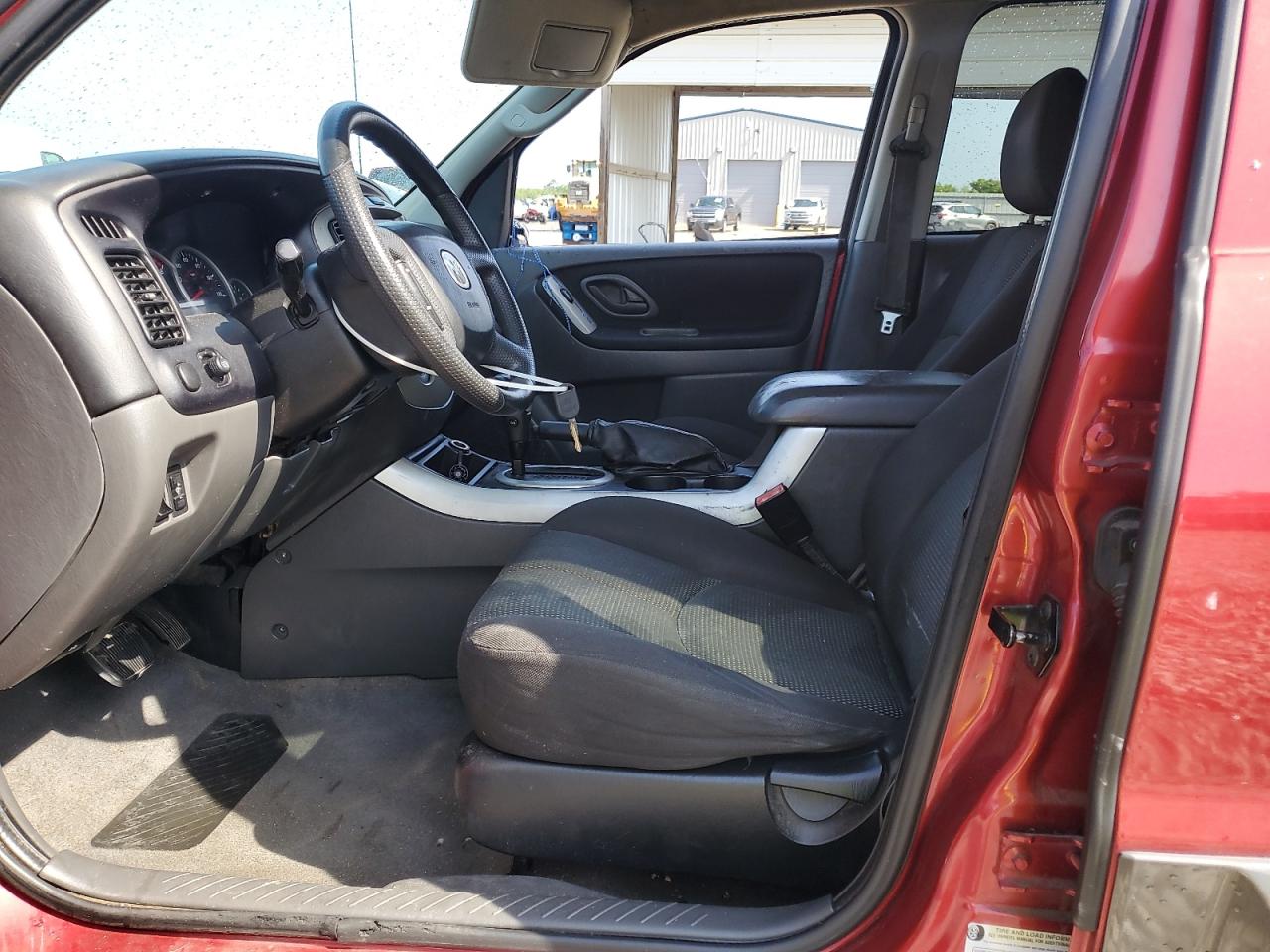 2005 Mazda Tribute S VIN: 4F2YZ04185KM25893 Lot: 57602445