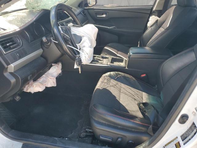  TOYOTA CAMRY 2016 Biały