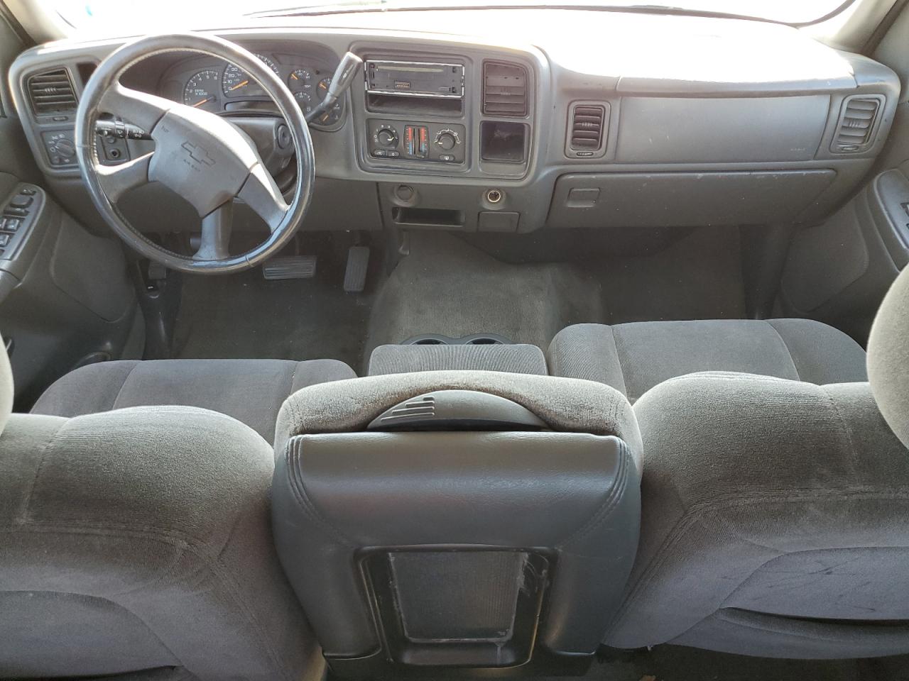 2005 Chevrolet Silverado C2500 Heavy Duty VIN: 1GCHC23U25F807189 Lot: 57034275