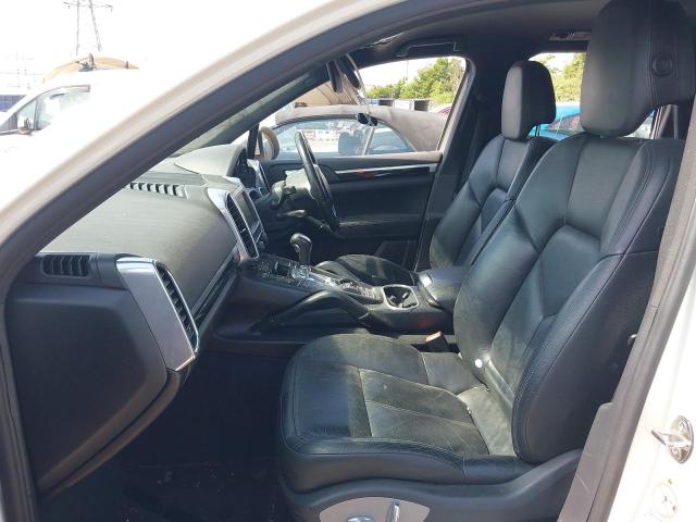 2011 PORSCHE CAYENNE V6