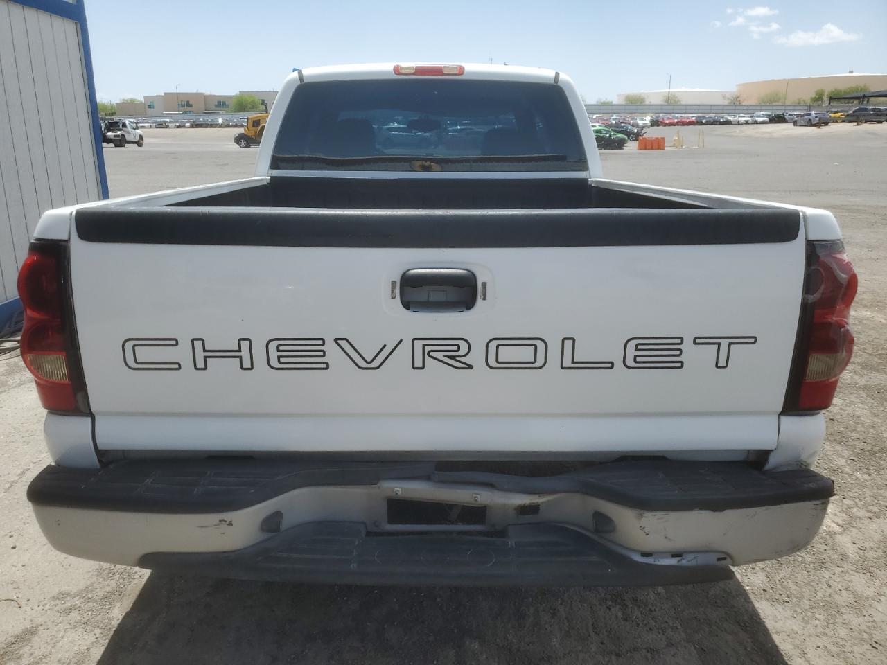 2007 Chevrolet Silverado C1500 Classic VIN: 1GCEC19X77Z107331 Lot: 62929255
