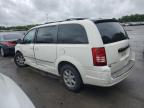 Glassboro, NJ에서 판매 중인 2010 Chrysler Town & Country Touring - Side