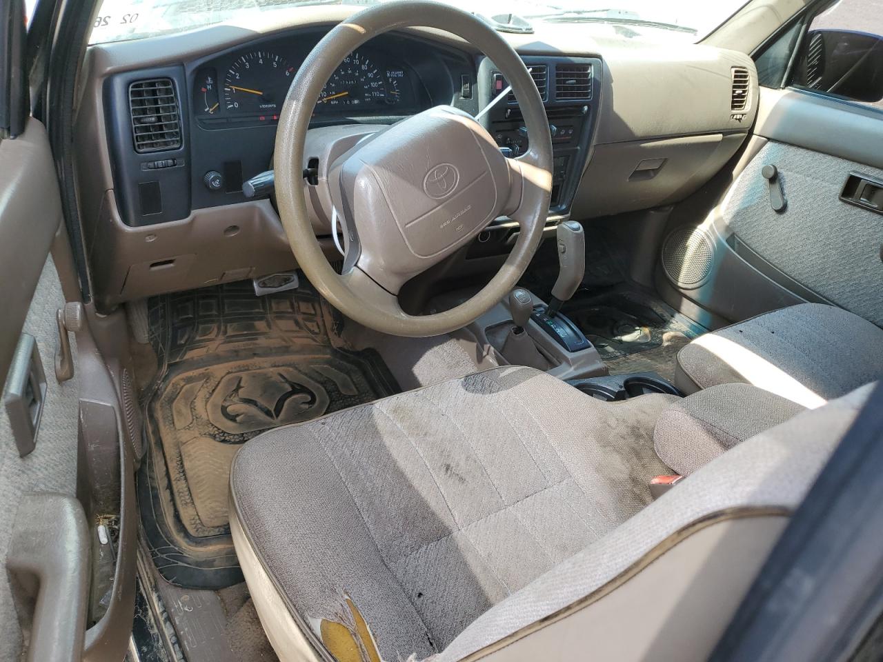 1996 Toyota Tacoma Xtracab VIN: 4TAWN72N2TZ177352 Lot: 56666295