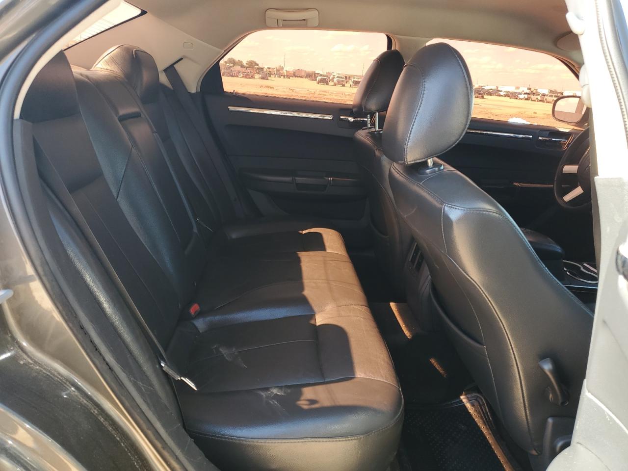 2010 Chrysler 300 Touring VIN: 2C3CA5CV3AH250042 Lot: 55990355