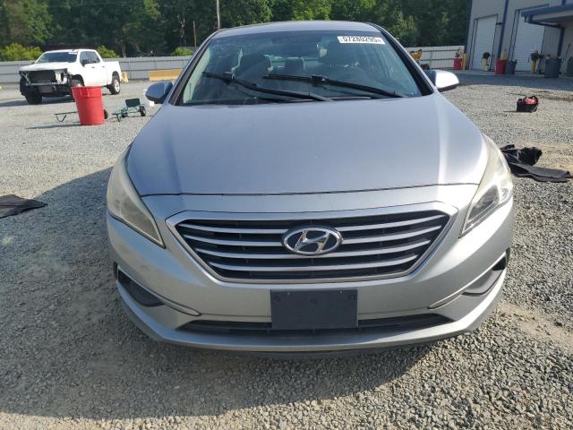 Седани HYUNDAI SONATA 2017 Сріблястий