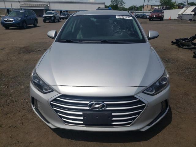  HYUNDAI ELANTRA 2017 Srebrny