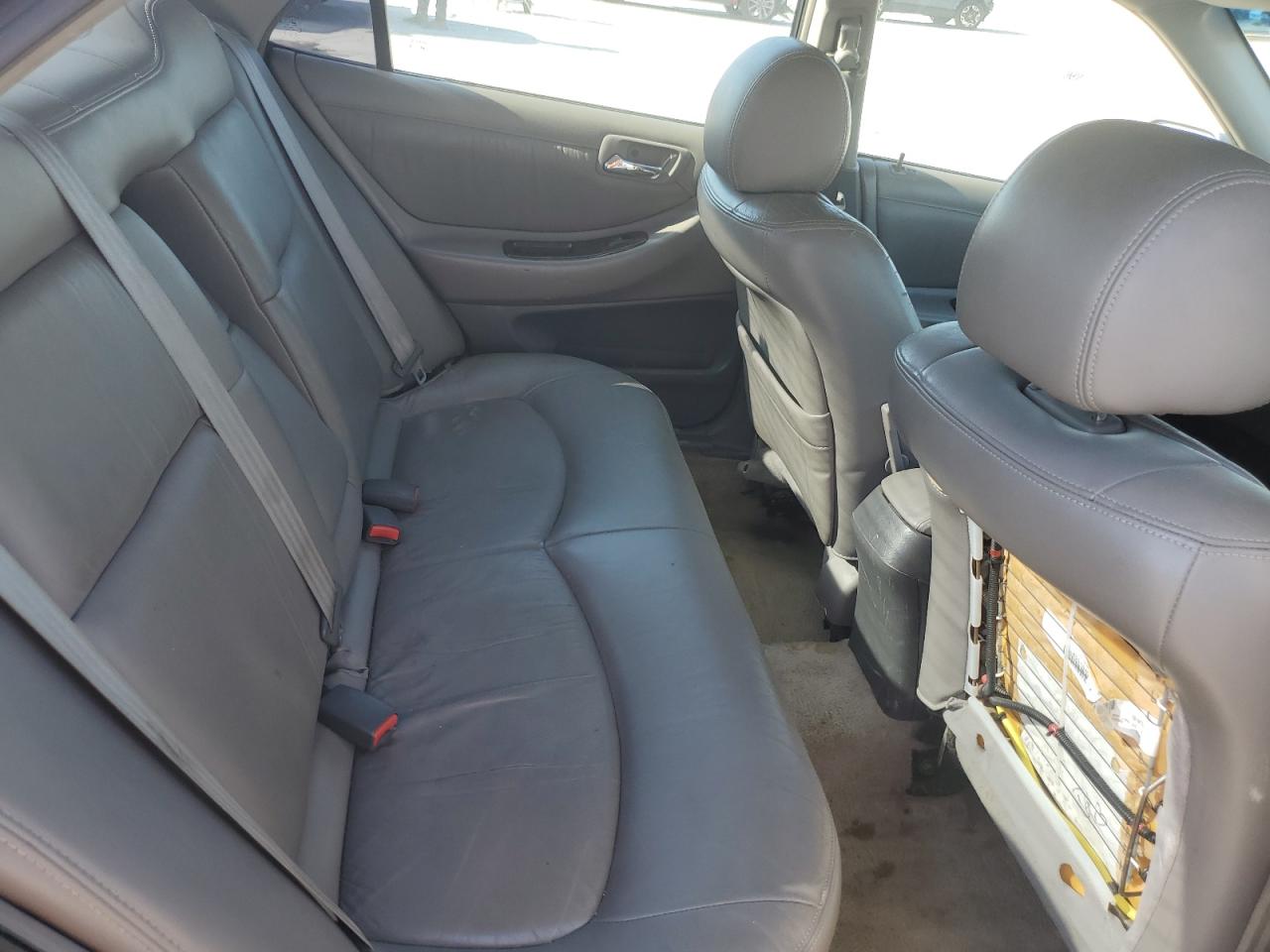 2000 Honda Accord Ex VIN: 1HGCG1657YA018147 Lot: 56849585