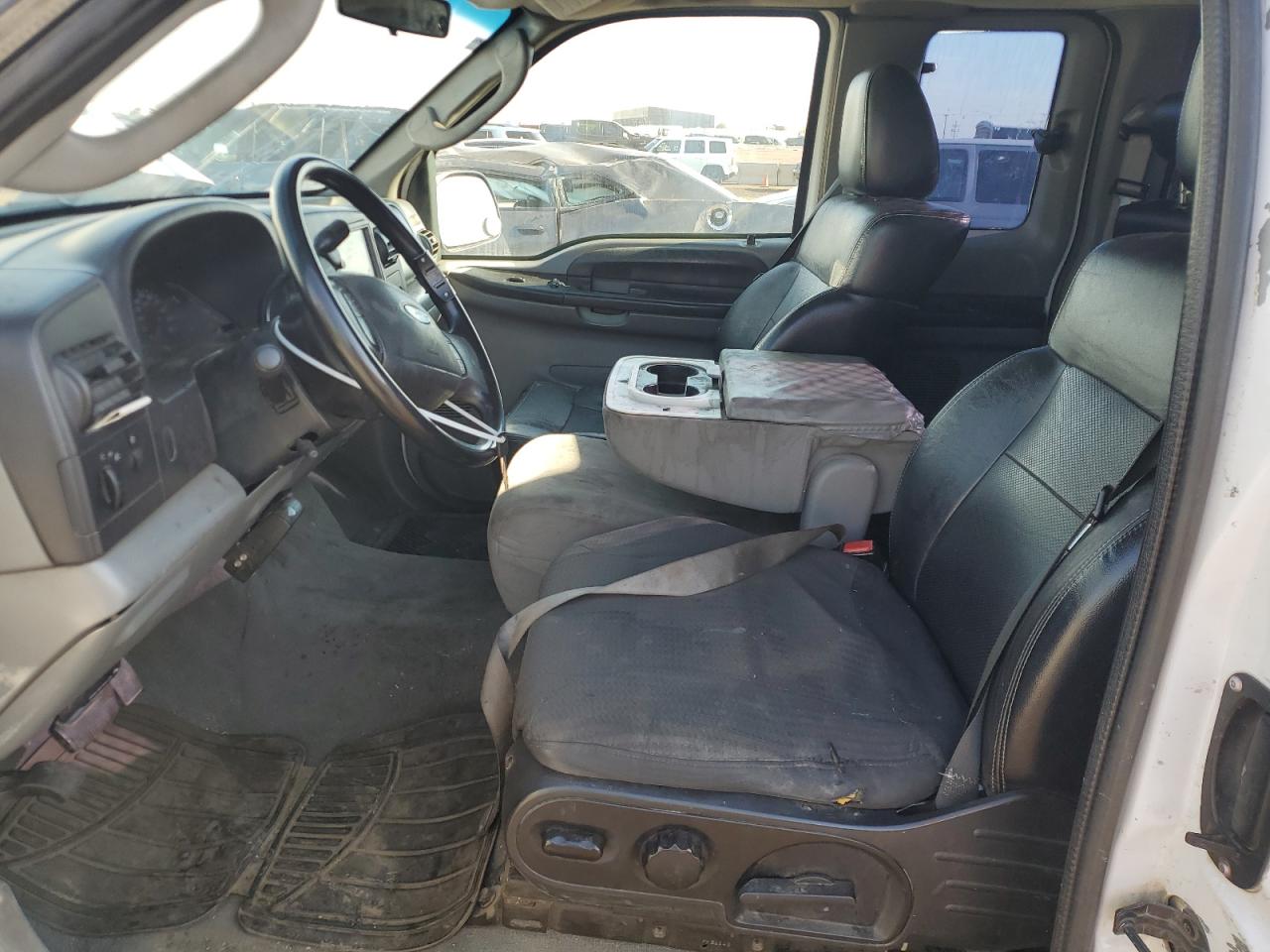 2005 Ford F250 Super Duty VIN: 1FTNX205X5EC21432 Lot: 56248025