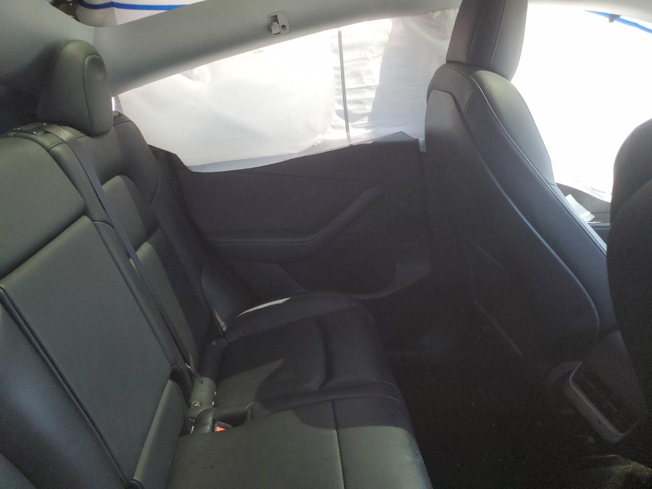 2021 Tesla Model Y VIN: 5YJYGDEE3MF233081 Lot: 59036945