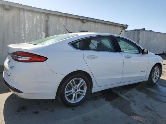  FORD FUSION 2018 Белый