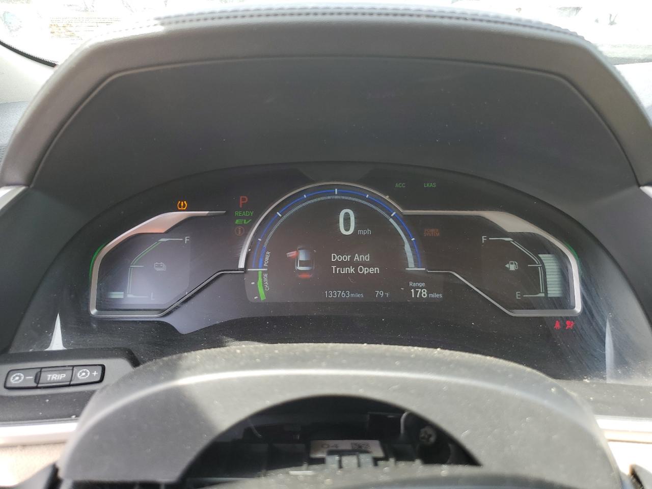 2018 Honda Clarity Touring VIN: JHMZC5F31JC001976 Lot: 56673745